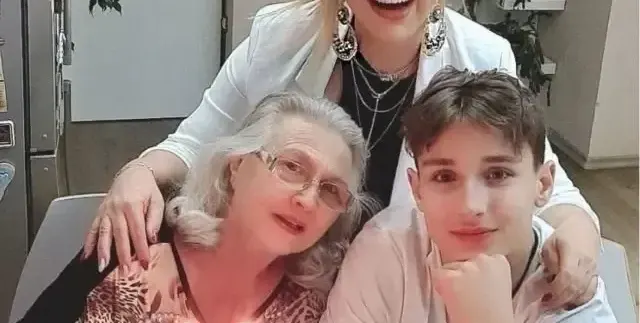 Рени живее в страх,  че и малкият й син ще избяга от нея