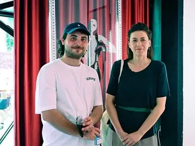 Самоковеца влиза в изложба заедно с ретро миски