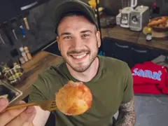 Шеф Симеонов: 2 години събирах рецептите за книгата:  „С Никола по света: Street food ама хелти“