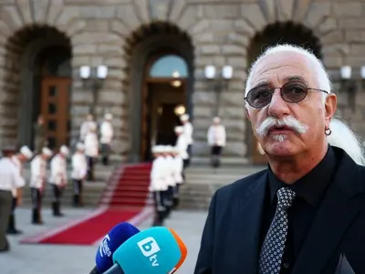 Шефът на 6-то управление на ДС: Вярвам на Етиен, не е вербуван