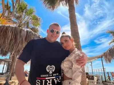 Синът на Десислава показа бебето