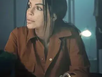 СКАНДАЛ с Миглена Ангелова в клип на Галена (ВИДЕО)