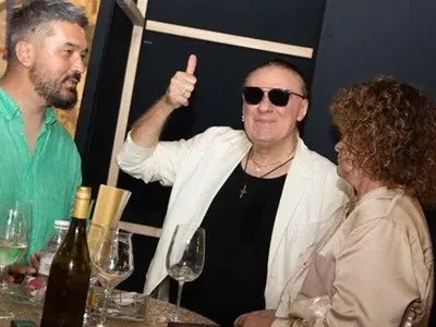 След 20 години отсъствие: Лия се завърна на сцената, дъщеря й я засенчи (СНИМКИ)