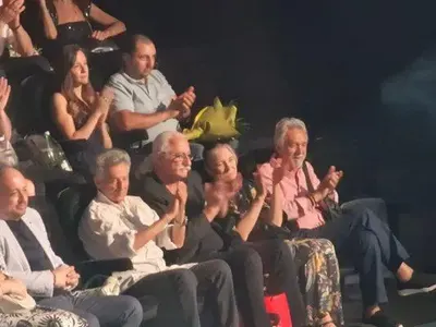 След 20 години отсъствие: Лия се завърна на сцената, дъщеря й я засенчи (СНИМКИ)