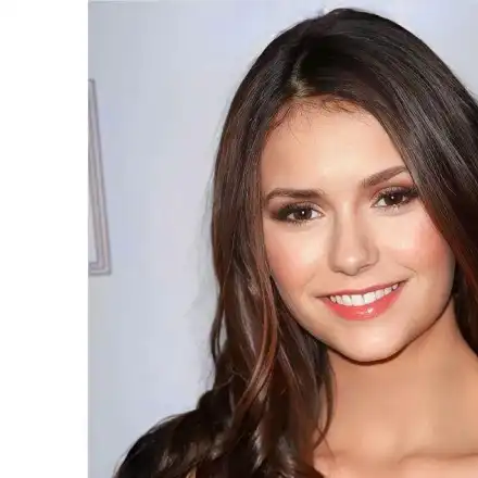 След ужаса: Нина Добрев се изправи на крака! (СНИМКИ)