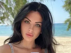 Тафкова си забрави банския! Лъснаха зърната й под плажната рокля (Hot ФОТО ТУК)