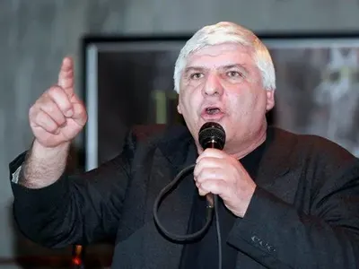 Война за наследството на Георги Парцалев!