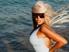 Андреа спи за 6 бона на нощ в Халкидики