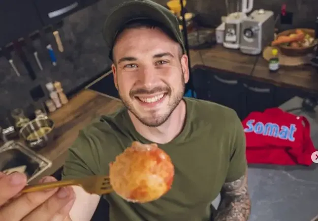Шеф Симеонов: 2 години събирах рецептите за книгата:  „С Никола по света: Street food ама хелти“