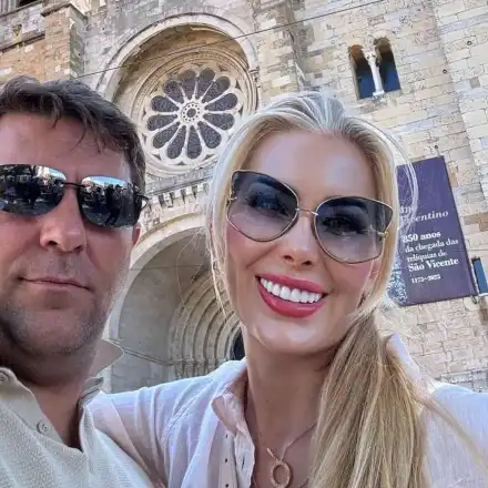 Защо Антония Петрова си ЗАРЯЗА децата?