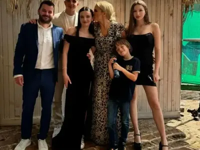 Завършили и успешни: Бум на ВИП абитуриенти