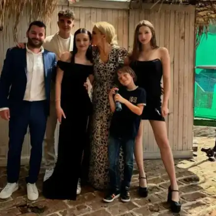 Завършили и успешни: Бум на ВИП абитуриенти