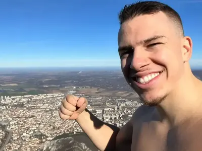 3 години ЗАТВОР за Дани от Сървайвър?