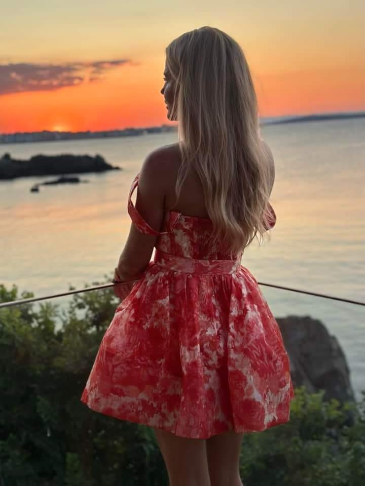 Боряна Шарлопова щастлива на нос Емине