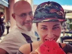 Алекс Раева най-сетне получи предложение за брак! (Вижте пръстена и сълзите й)