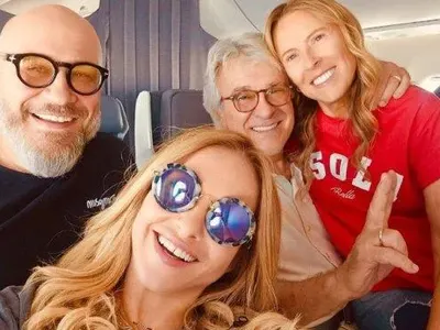 Алекс Раева най-сетне получи предложение за брак! (Вижте пръстена и сълзите й)