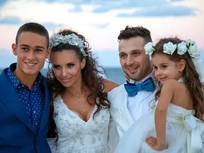 Алекс Сано бесен на медиите