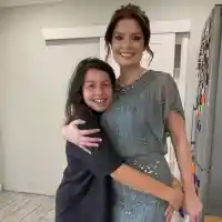 Алекс Сърчаджиева против телефоните