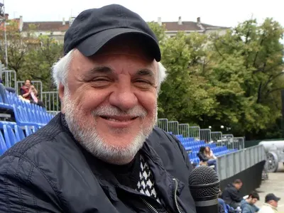 Артисти от Софийската опера: Спасете ни от Пламен Карталов!