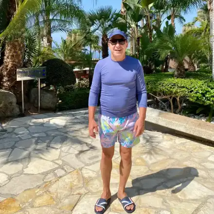 Баровеца пак заминава  при внуците в Кипър