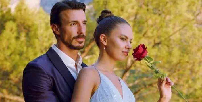 Бившата на Ерген №1 го дразни с новото си гадже ВИДЕО