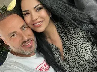 Бившата на Сашо Кадиев показа НОВИЯ си: Обичам те до Луната и обратно! СНИМКИ