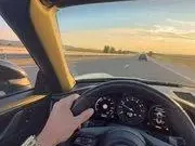 Бившият на Гери-Никол глези красива брюнетка с тузарско "Порше" за 100 бона СНИМКИ