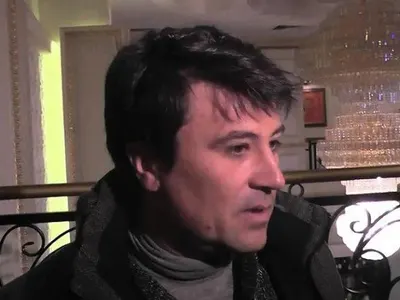 Бомба! Ники Митничаря заби вдовицата на Мартин Нотариуса! Братя Диневи го отсвириха