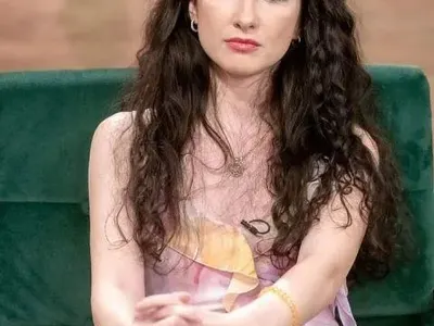 БРУТАЛЕН СКАНДАЛ! Ергенка псува Наум: Л*йно миризливо, аз храня сополивото ти лапе! (Вижте ТУК)