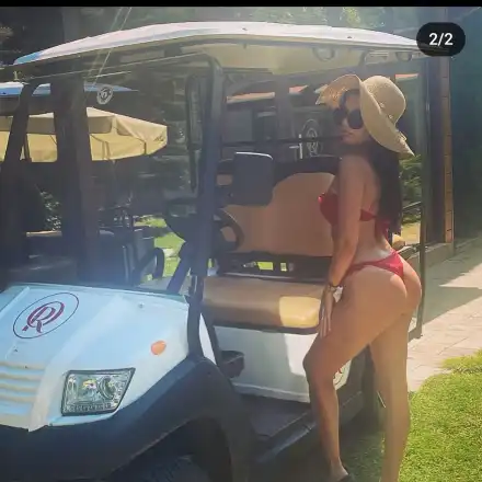 Цвети от "Хелс китчън" се разголи на село