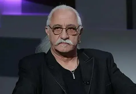 Етиен Леви: Приключих с „Величие“! Наричали го мръсно еврейско ла*но