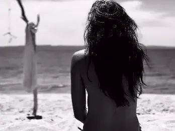 Ето го НУДИ гаджето на Зоран Петровски! Жени е доста по-млада от него (МНОГО СНИМКИ)