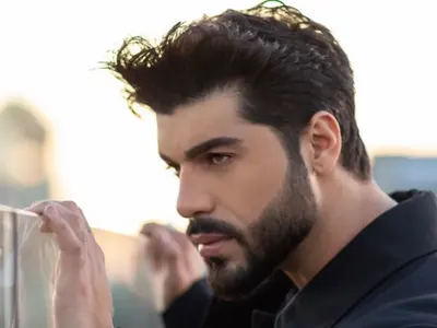 Фики и Орхан Мурад викат за Турция, Геро за Англия