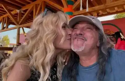 Гала поля новото заведение на Халваджиян