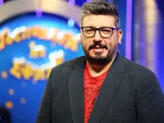 Геро получава артистичното си име от Георги Георгиев-Гец