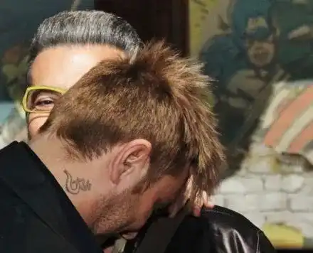 Имах розов ягуар, в който съм возил един Миро, не казвам кой