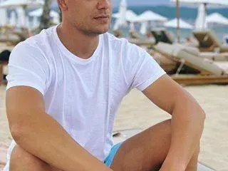 Как се издадоха: Мика Стоичкова се омъжи ТАЙНО за разведен архитект