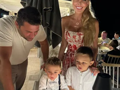 Като за фрийк шоу: Антония Петрова лъсна без фотофилтри (ПОПИЛЯХА Я)