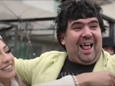 Комарджия заплашва изнудва за пари Роксана