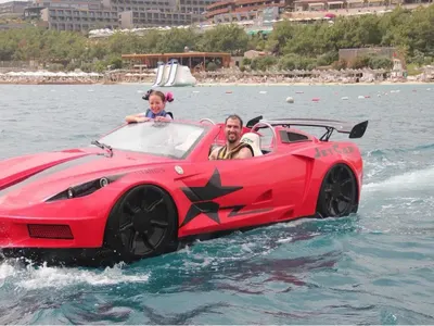 Лято е! Андреа се гмурка в потънал кораб, Преслава на яхта... (Видео и Снимки)