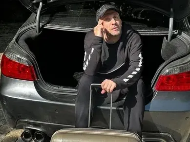 Мариус се вози в багажник, вае тяло за турнето с „Нашенец“ (ВИДЕО)