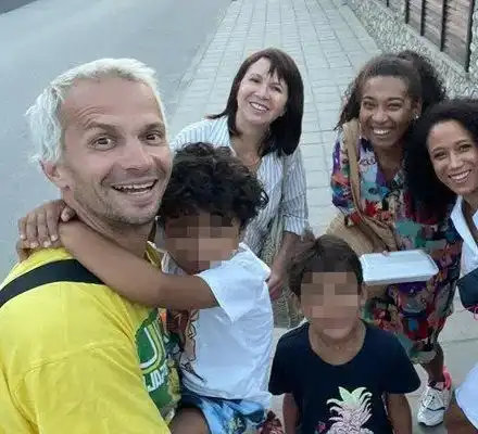 Напук на тренда: Ето кои звезди избират Черноморието