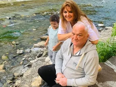 Петя Дикова пожела на баща си да е смел и свободен