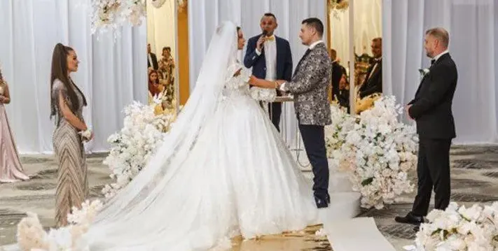 Певица от “Фермата” се омъжи