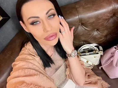 Плеймейтка си загуби кучето