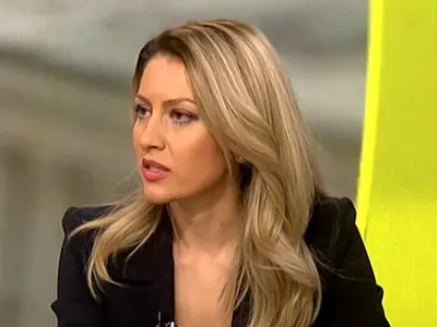 Рая Назарян като двойничка на Олена Зеленска (Снимки)