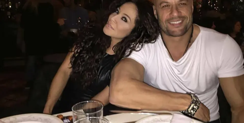 РАЗВОД? След 7 години брак сме по-влюбени от всякога, твърди Маги Сидерова