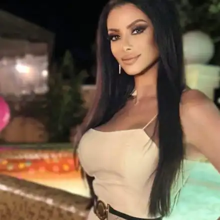 Таня Боева обра точките с ТЯЛО МЕЧТА! (СНИМКИ ПО БАНСКИ)