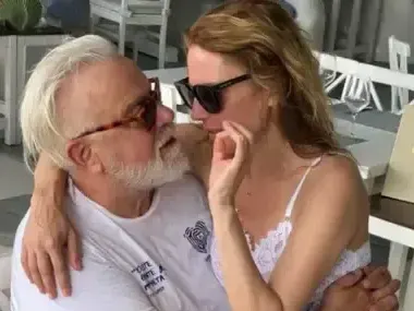 Теодора Духовникова пак се разгони, награби се с Владо Пенев и жената на Захари Бахаров