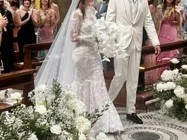 В огнен дъжд! Дарина Павлова омъжи дъщеря си! (Снимките ще ви оставят без дъх)